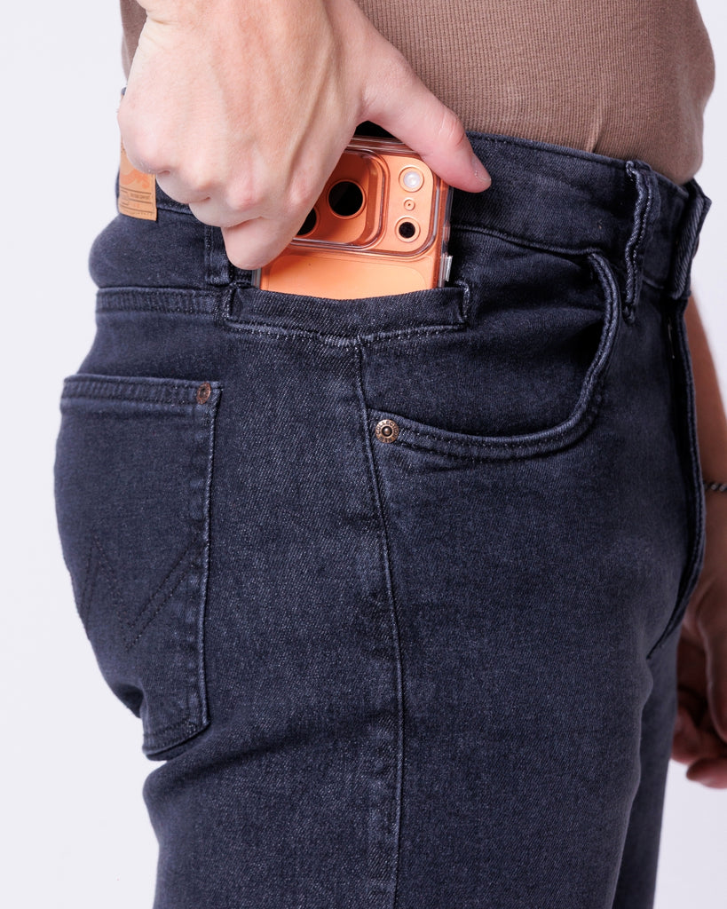Calça Jeans Cowboy Masculina Country com Bolso Celular Preta Stonada